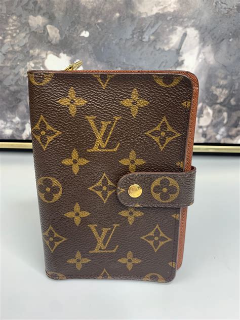 louis vuitton clip wallet india|louis vuitton passport wallet.